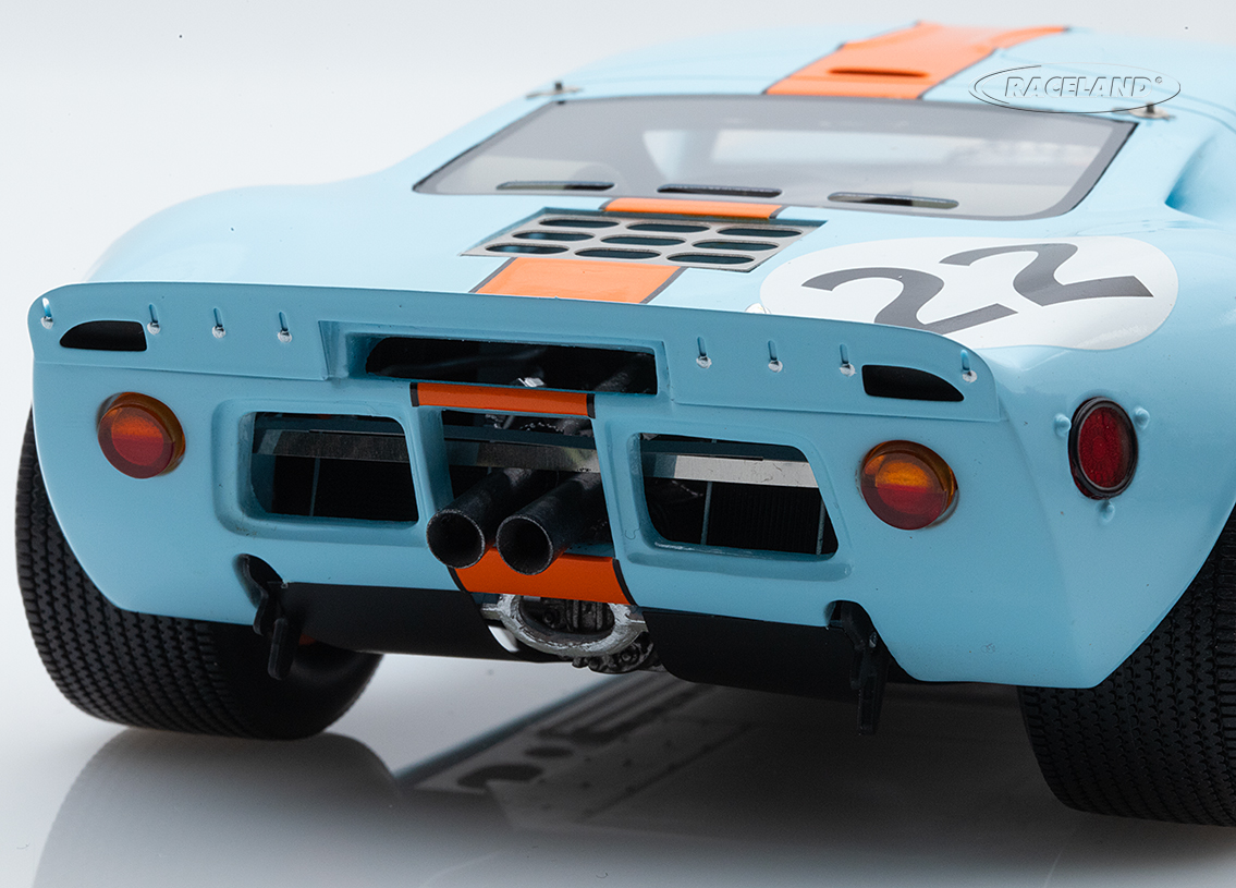 Ford GT40 Gulf John Wyer Automotive winner Sebring 12H WSC 1969