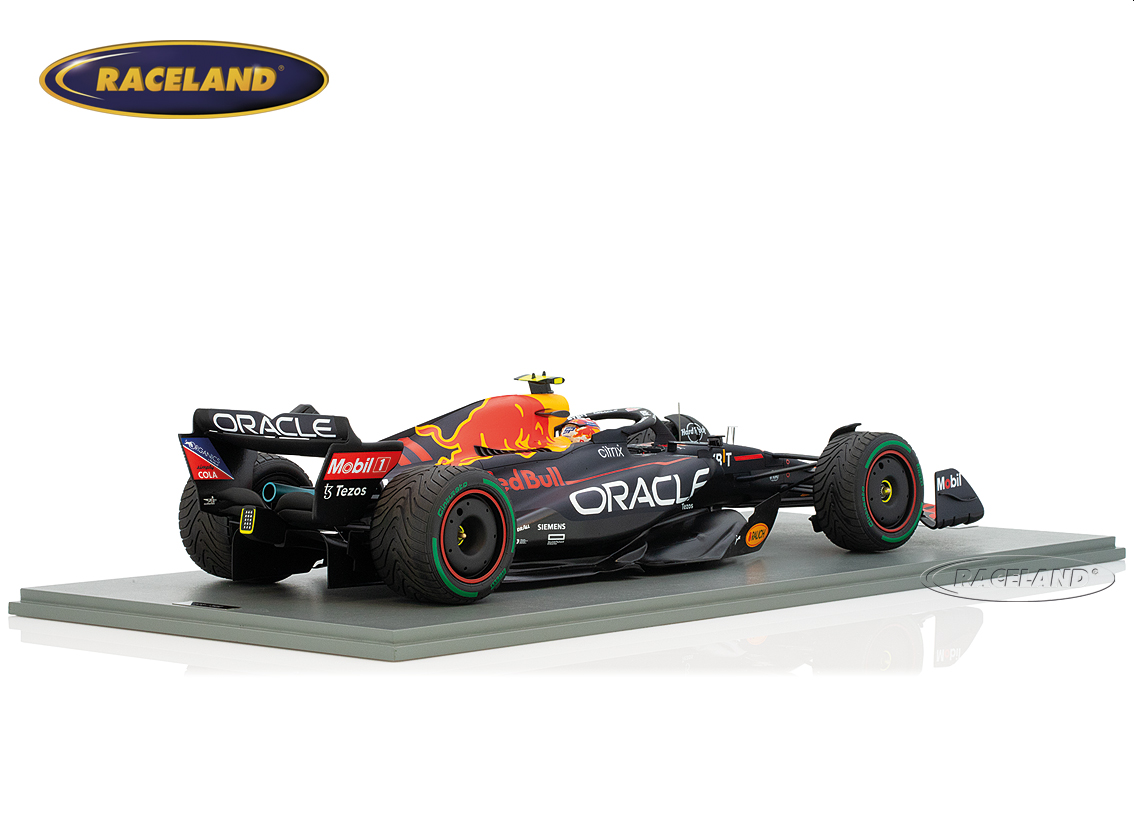 Red Bull RB18 Oracle F1 winner Singapore GP 2022