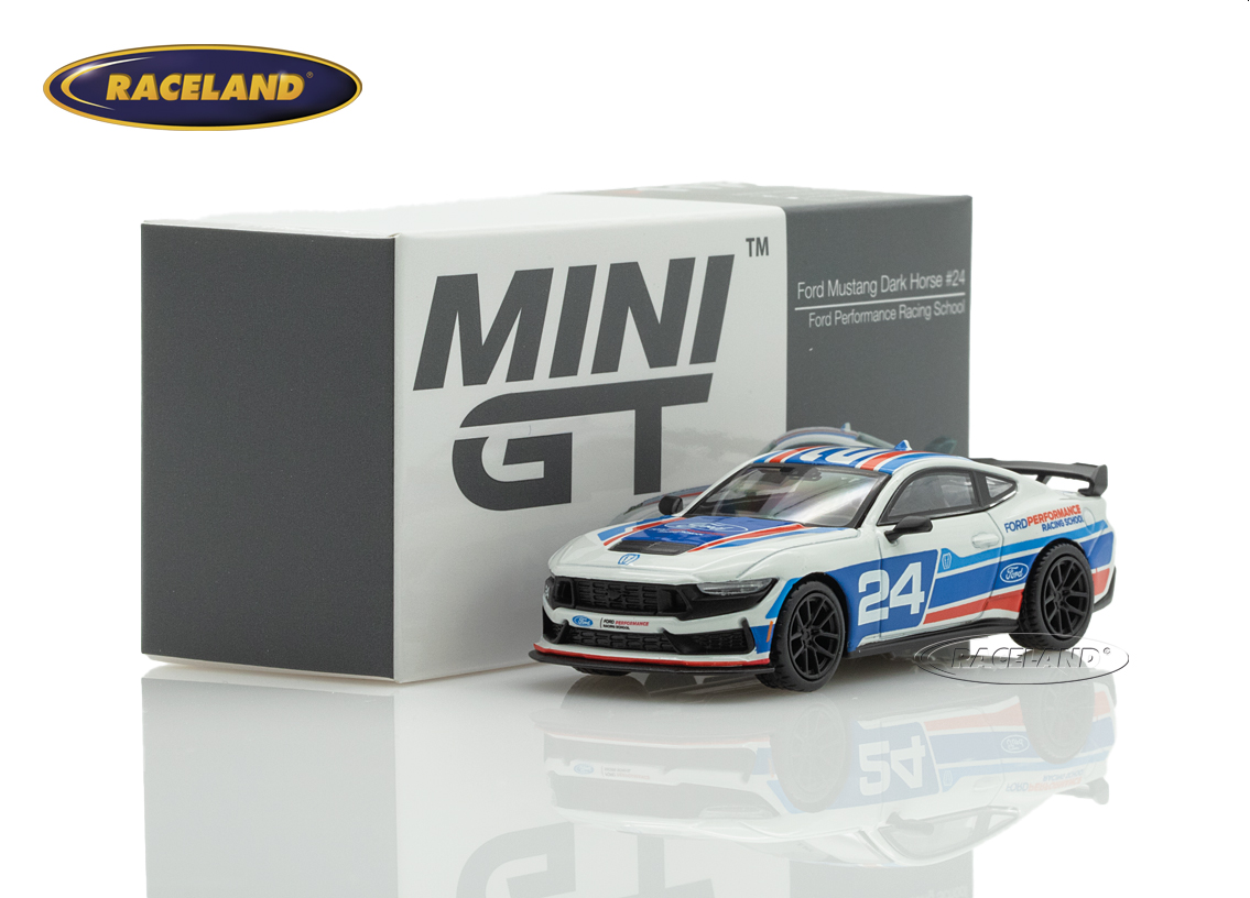 Ford Mustang Dark Horse Ford Performance Racing School 2025