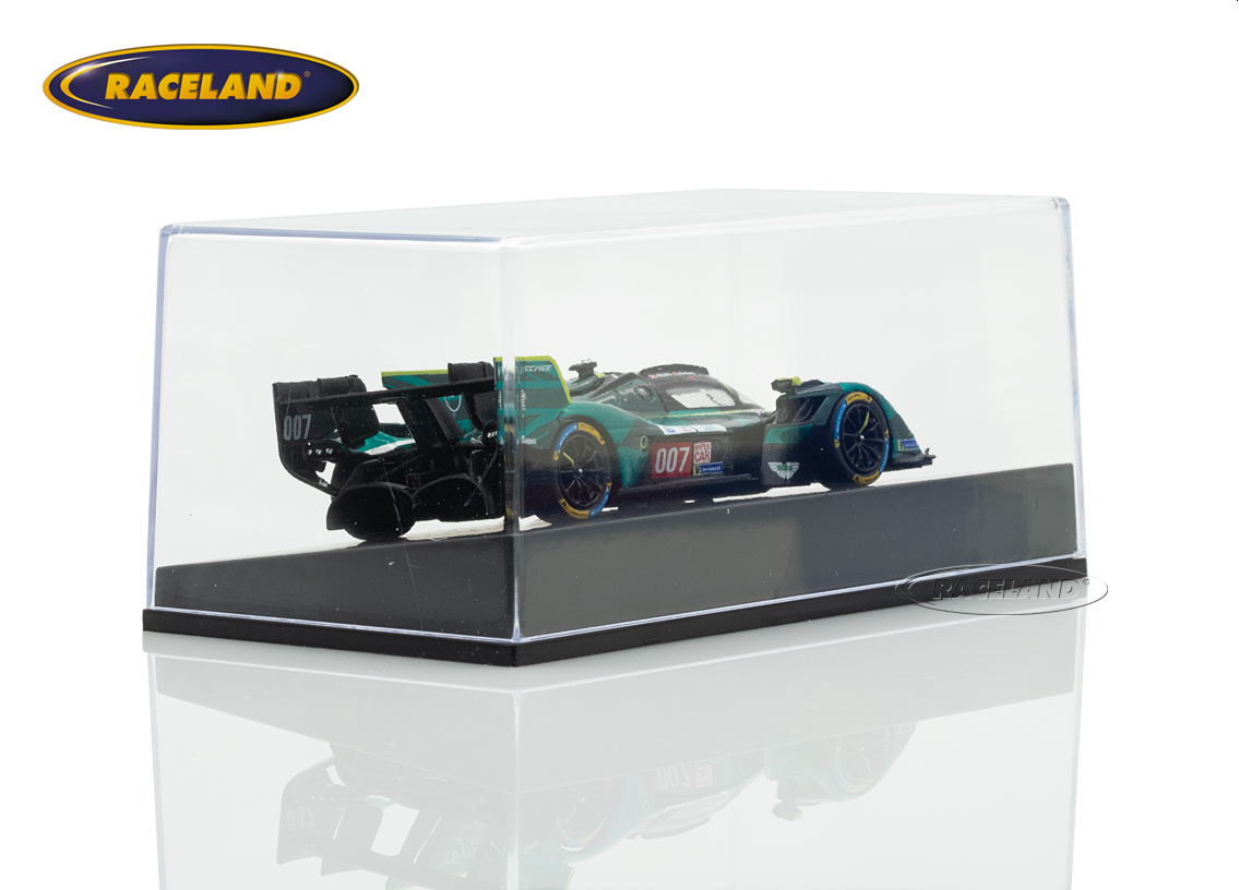 Aston Martin Valkyrie THOR Team 14° Le Mans 2025