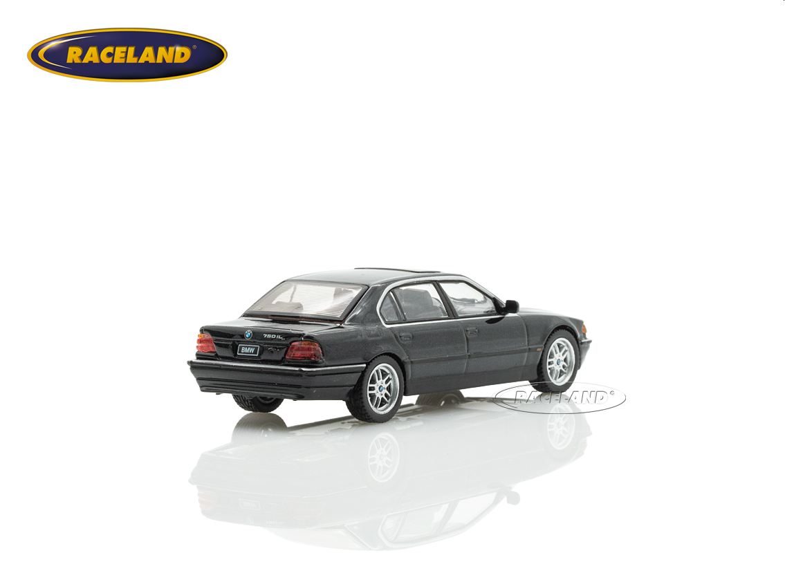 BMW 750IL (E38) 1999 - black sapphire