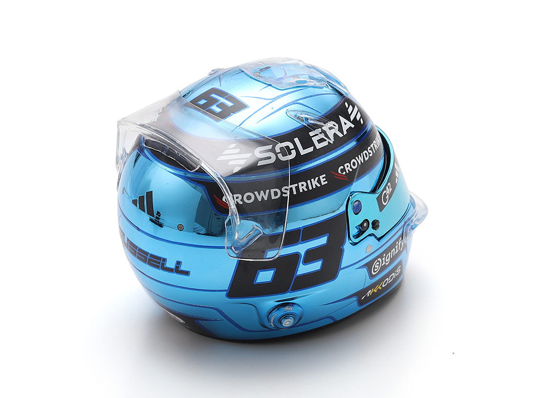 Helmet F1 Team Mercedes AMG Petronas winner Singapore GP 2025