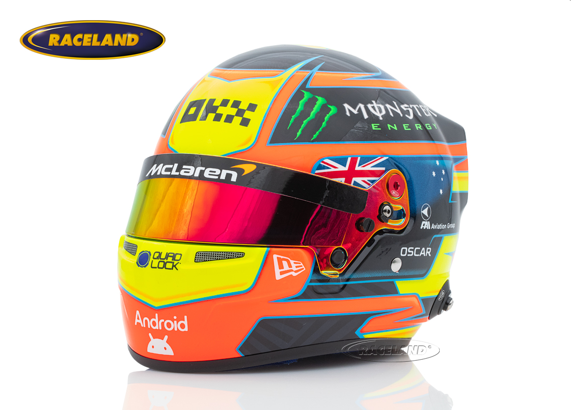 Helmet Team McLaren F1 2025