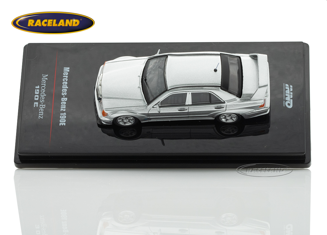 Mercedes Benz 190E - silver