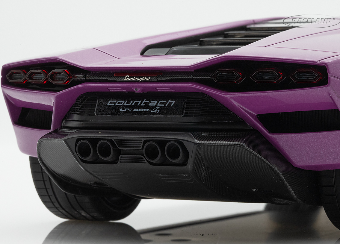 Lamborghini Countach LPI 800-4 2023 - purple