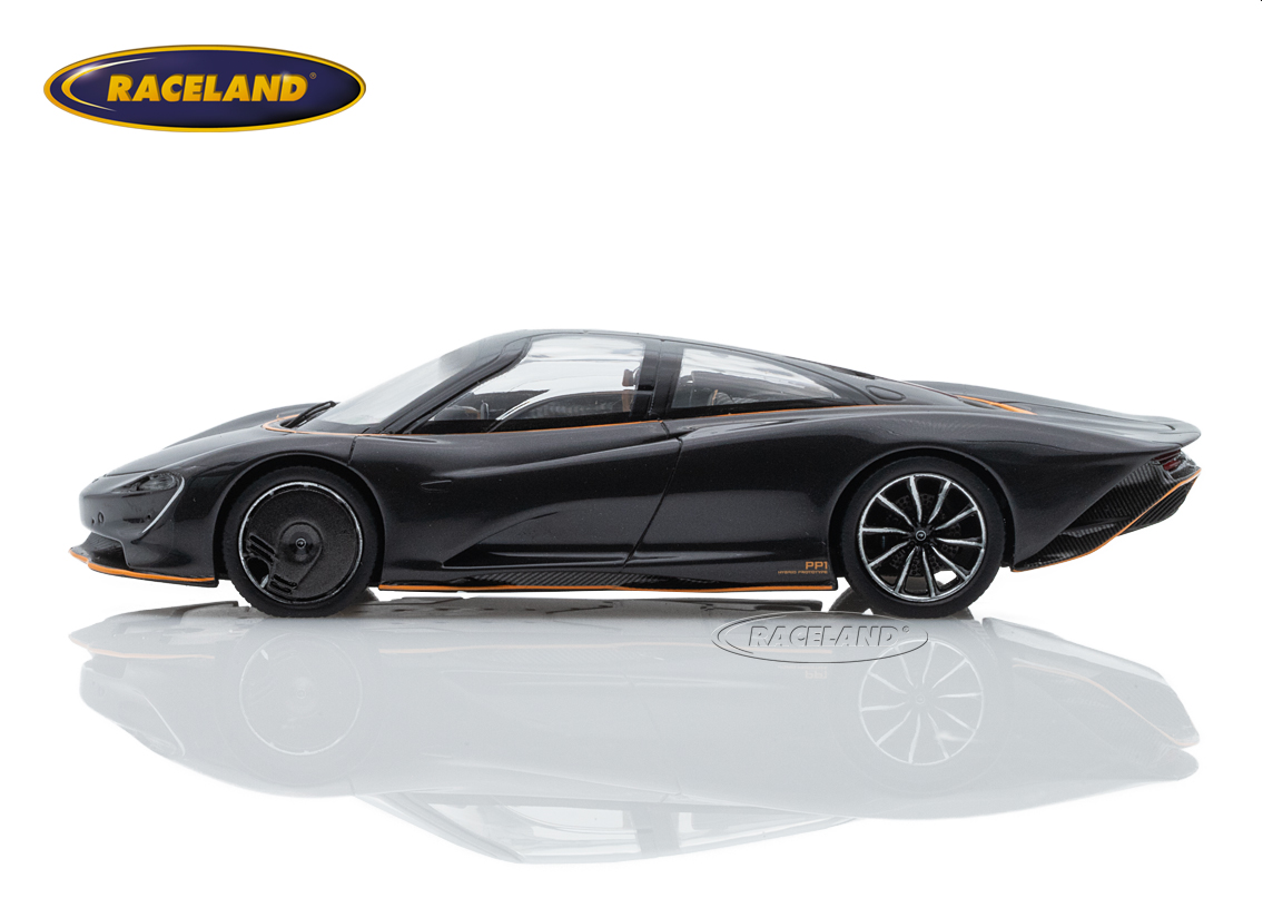 McLaren Speedtail 2019 - black metallic