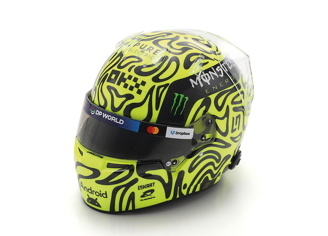 Helmet F1 Team McLaren 2026
