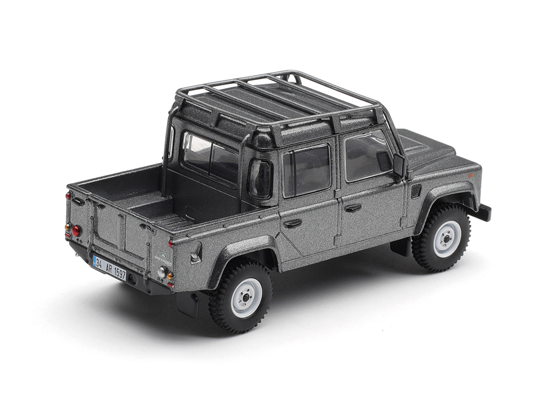 Landrover Defender 110 Crew Cab James Bond Skyfall 2012 - English Blister