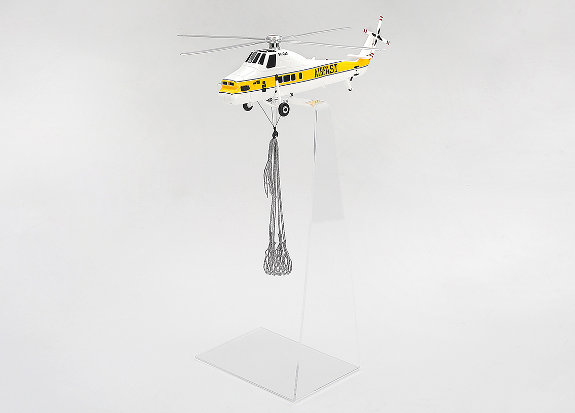 Sikorsky S58T Helicopter Camel Trophy 1985