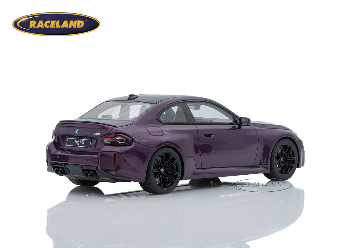 BMW M2 2023 - purple