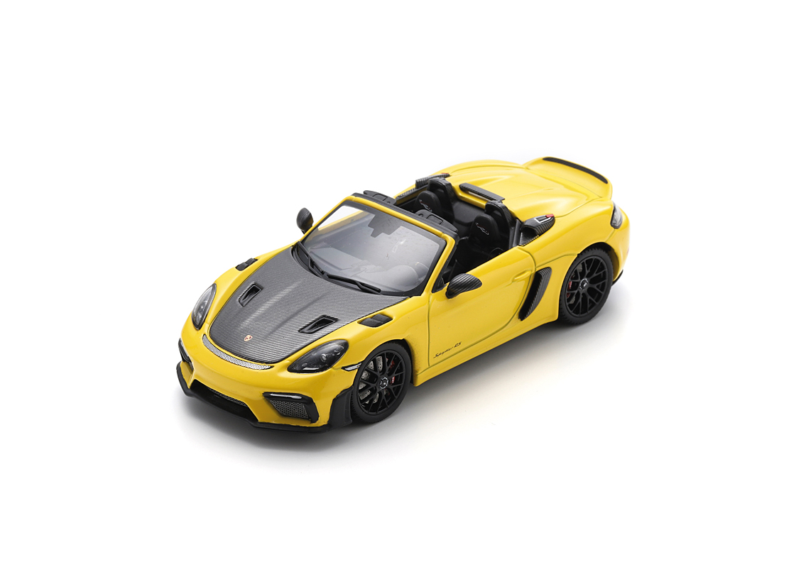 Porsche 718 Spyder RS 2023 with Weissach package - Racing Yellow