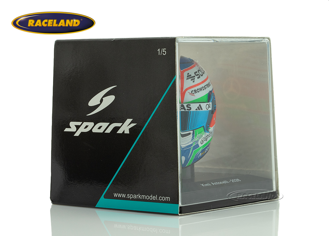 Helmet F1 Team Mercedes AMG Petronas 2026