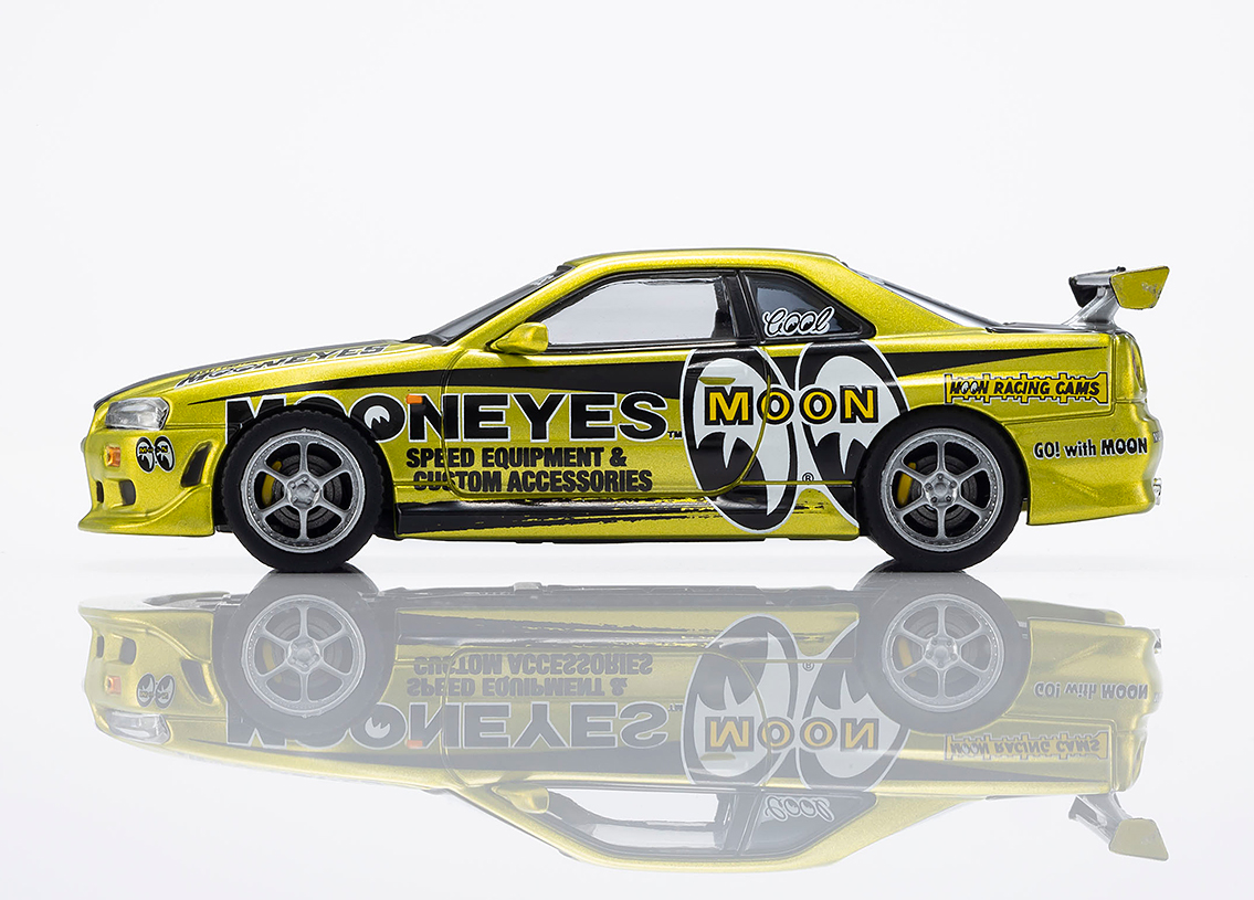 Nissan Sklyine GT-R R34 Mooneyes 1 2026 with LED front and rear lights
