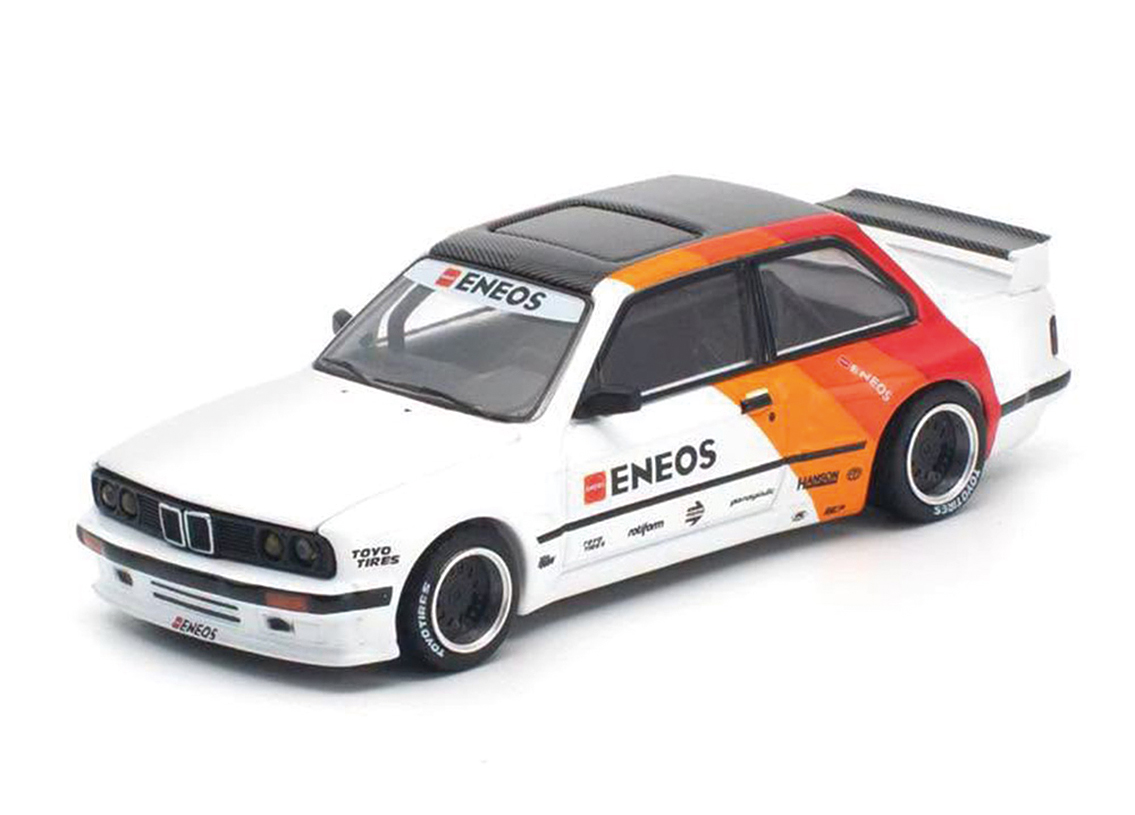 BMW E30 Pandem - white/orange/red