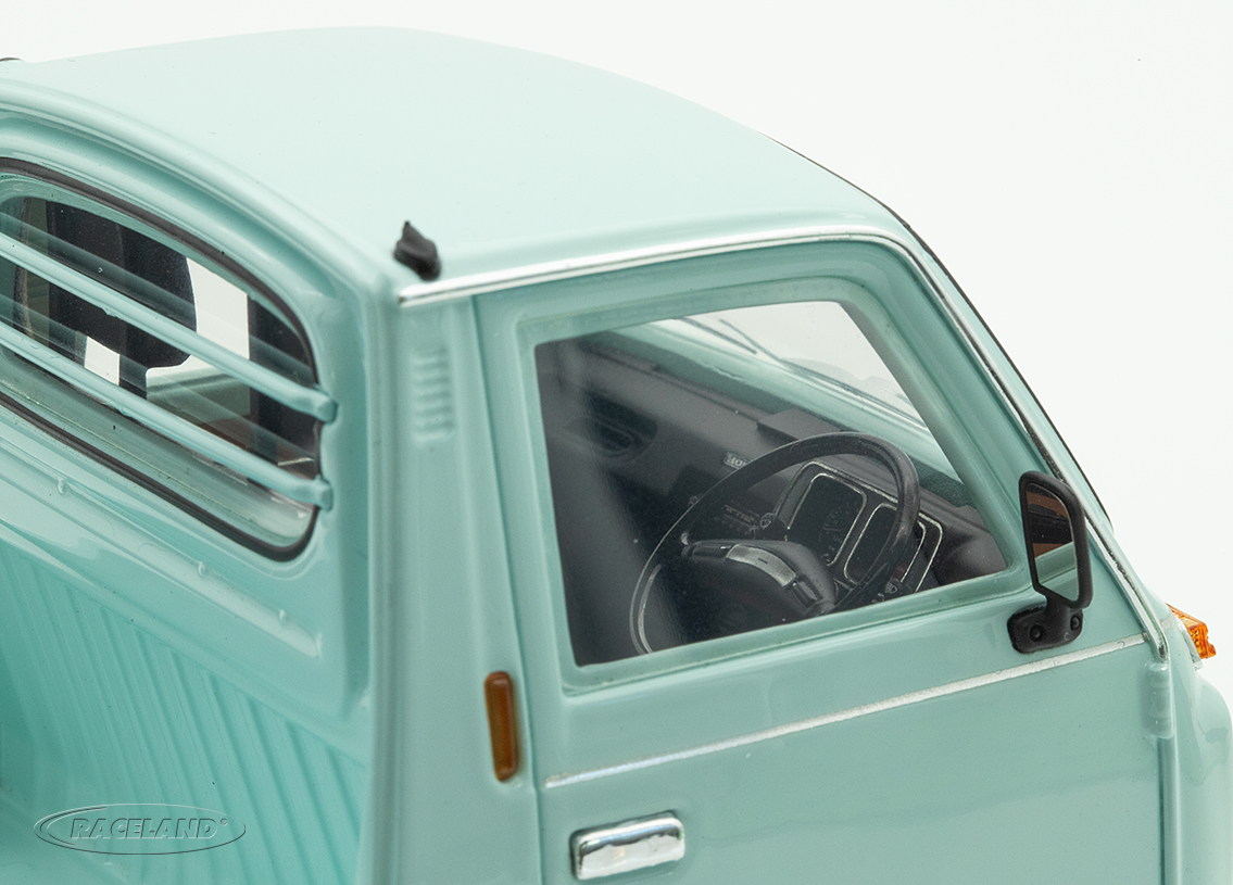 Honda TN360-7 pickup van 1975 - light blue