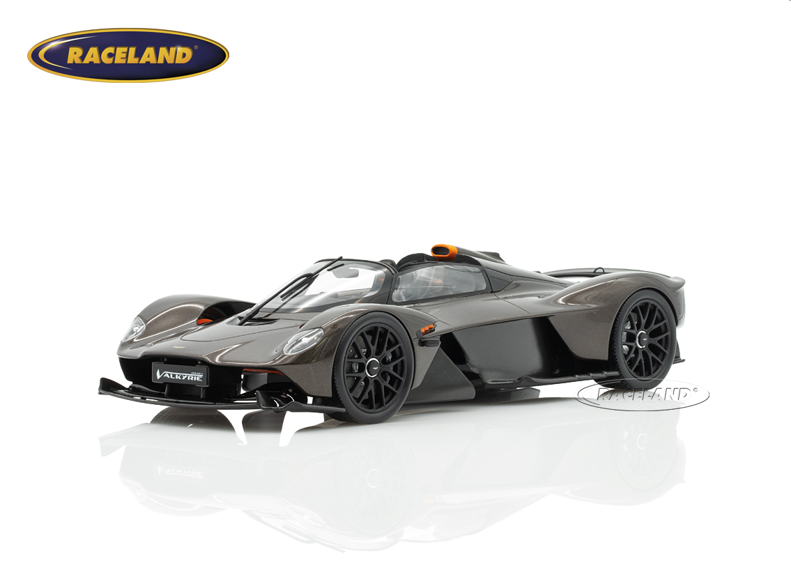 Aston Martin Valkyrie Spider 2024
