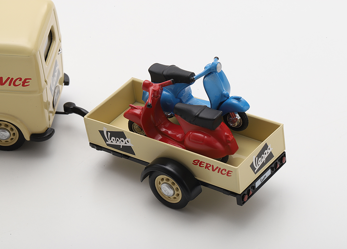 DKW Schnelllaster "Vespa Service" with trailer and two Vespas