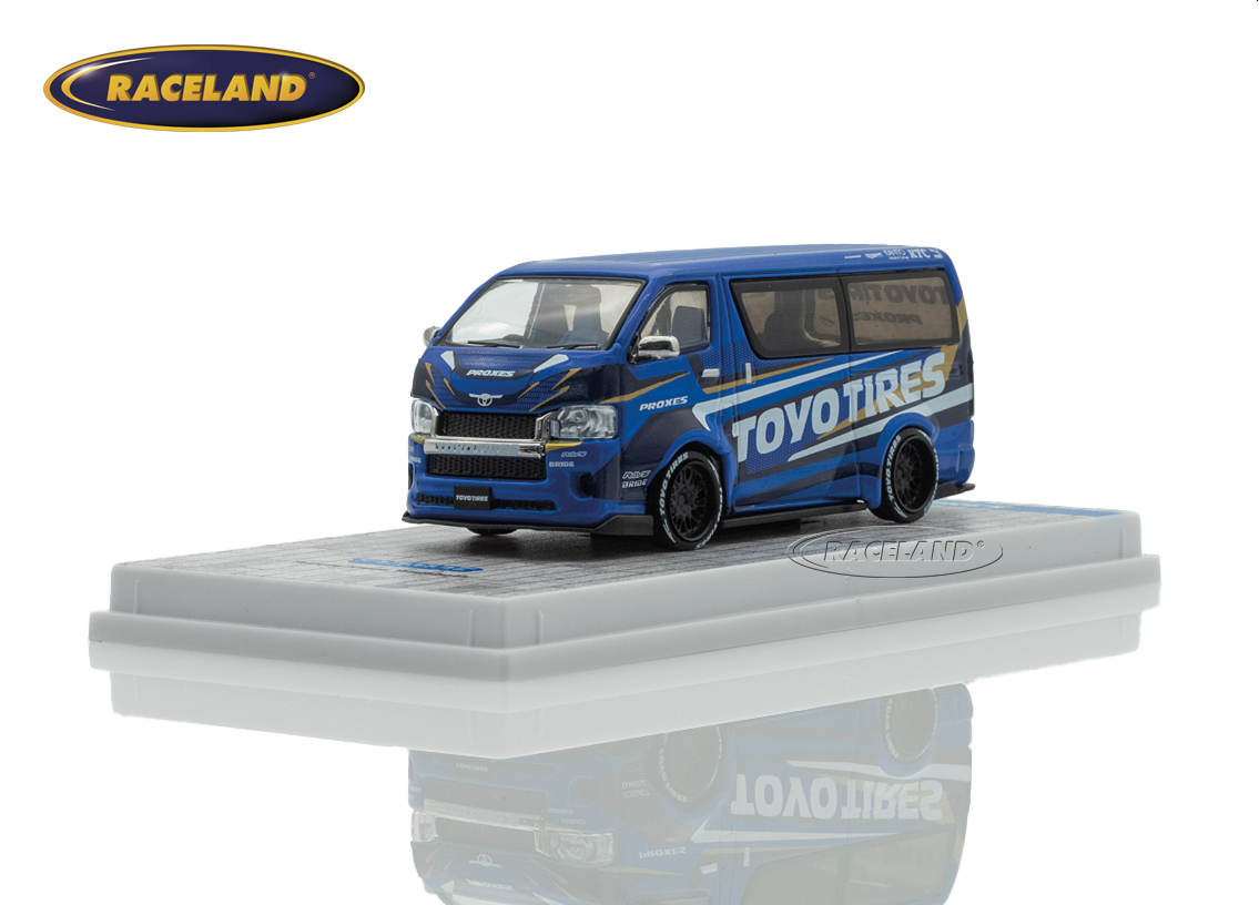 Toyota Hiace widebody TOYO Tires