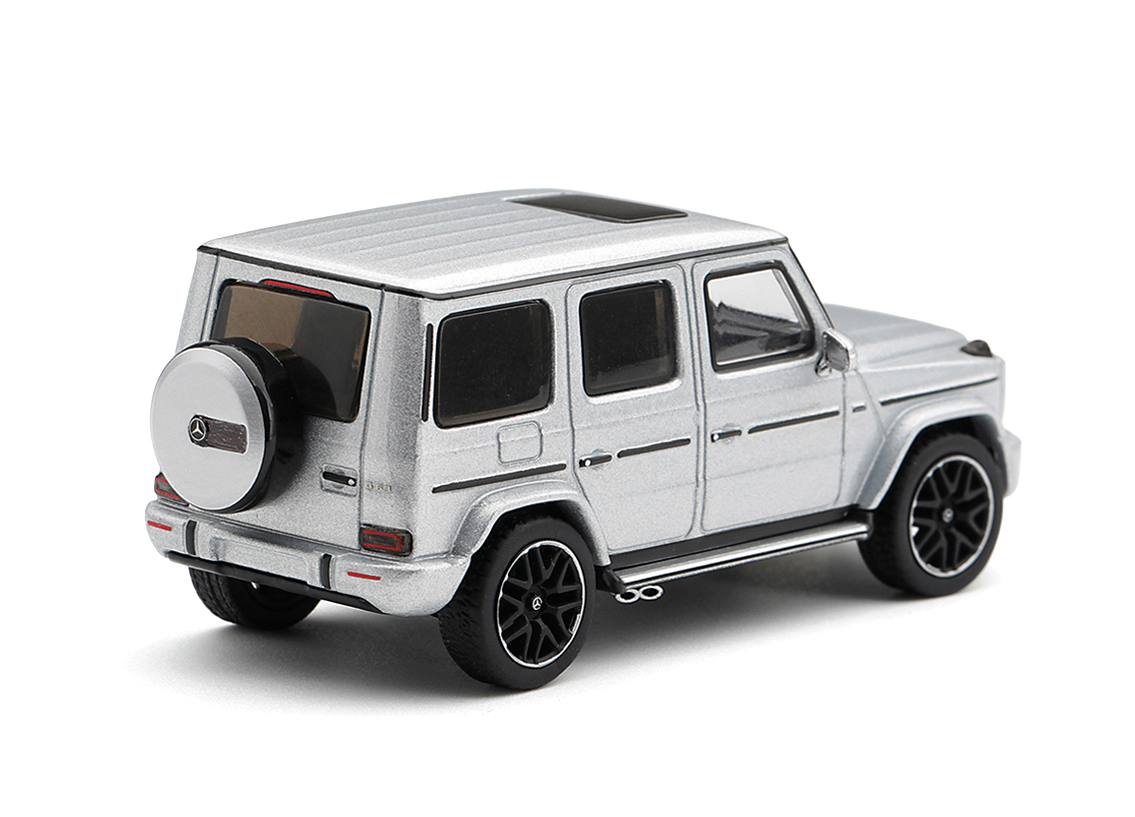 Mercedes-Benz G63 2022 - silver metallic