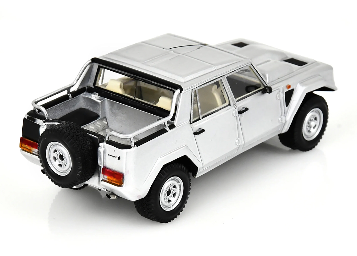Lamborghini LM002 1986 - Street Silver