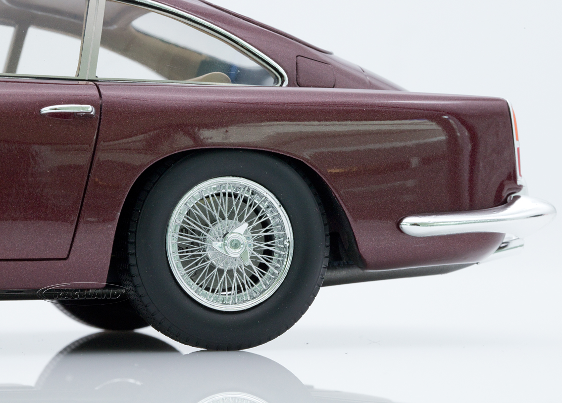 Aston Martin DB4 Mk2 1960 - maroon