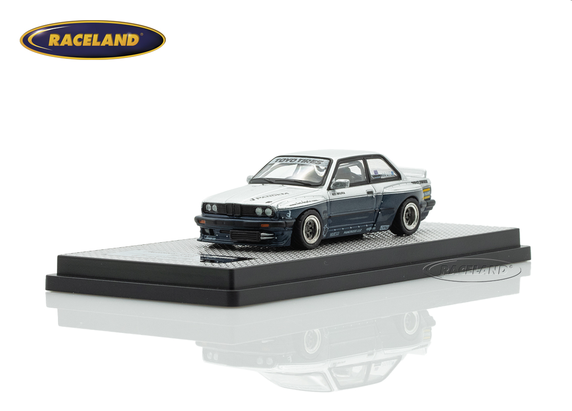 BMW E30 M3 Pandem V1.5 - silver - blue