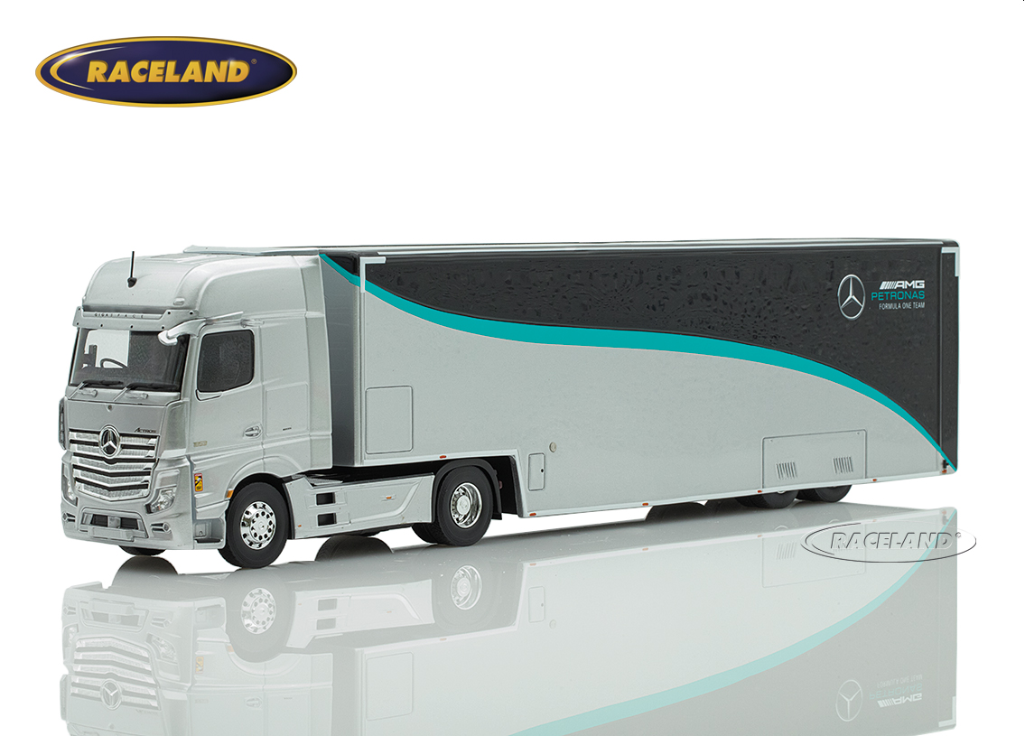 Mercedes F1 semitrailer truck Mercedes AMG Petronas F1 Team