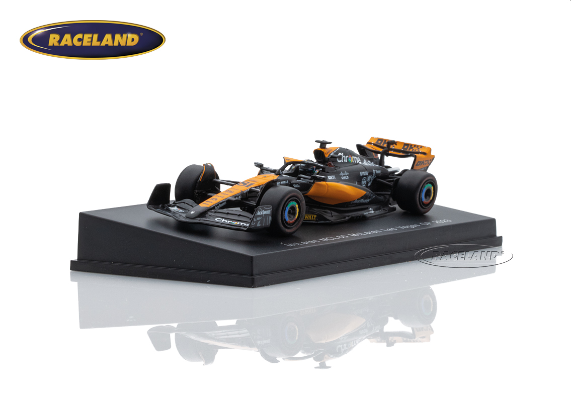 McLaren MCL60 Mercedes F1 Velo 10° Las Vegas GP 2023