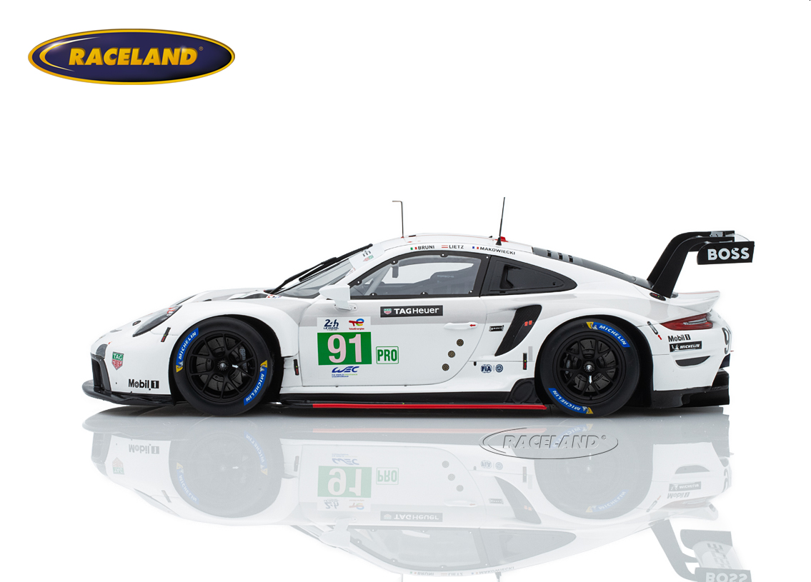 Porsche 911 RSR-19 Porsche GT Team winner LMGTE Pro Le Mans 2022
