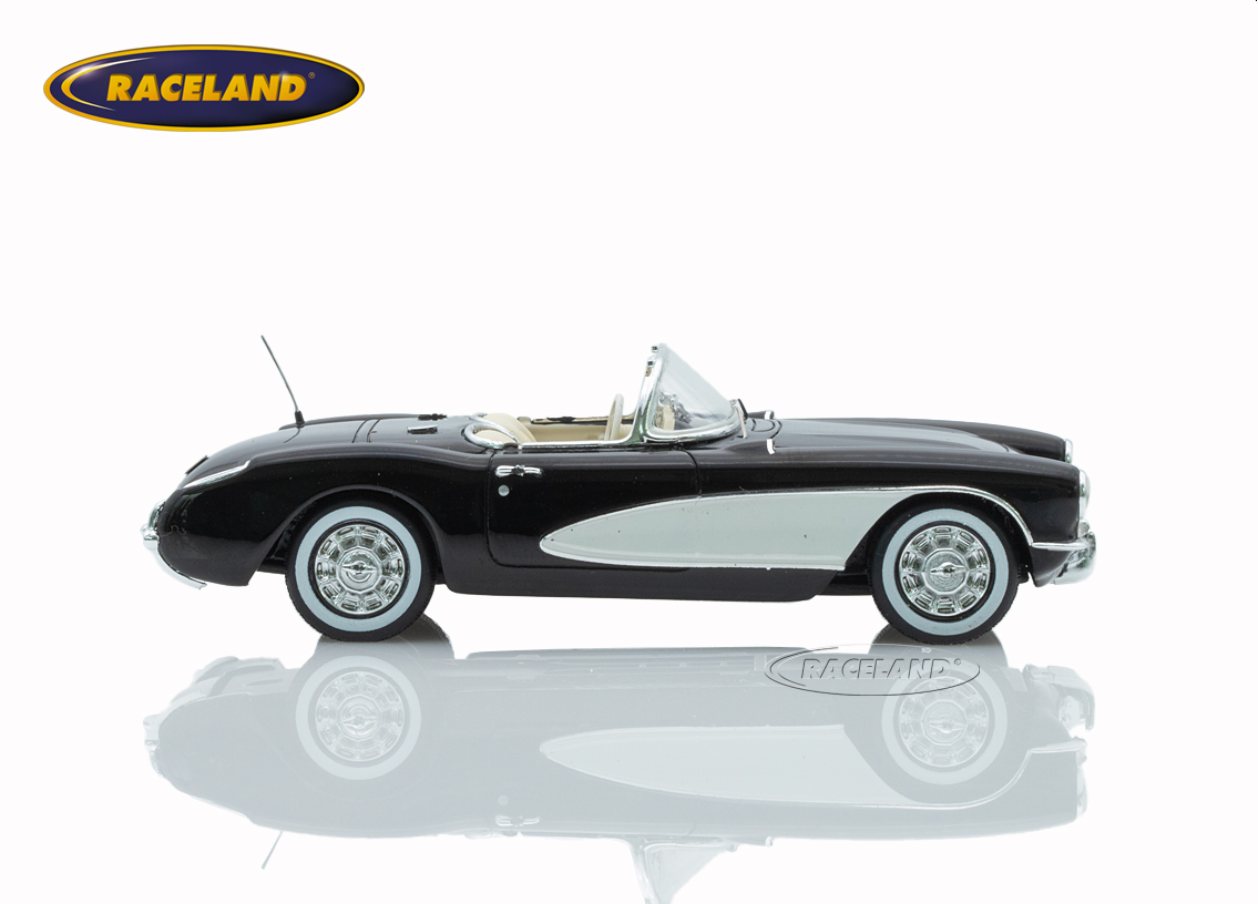 Chevrolet Corvette C1 V8 convertible 1956 - black and white