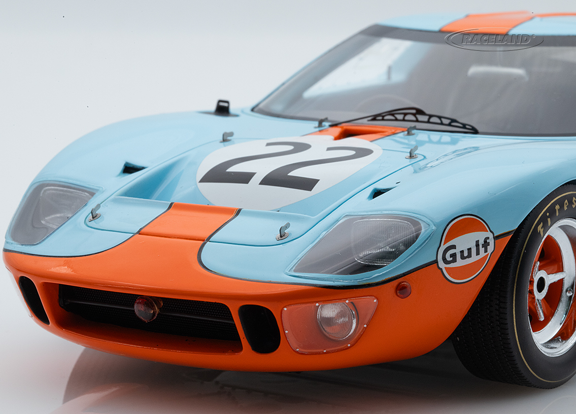 Ford GT40 Gulf John Wyer Automotive winner Sebring 12H WSC 1969