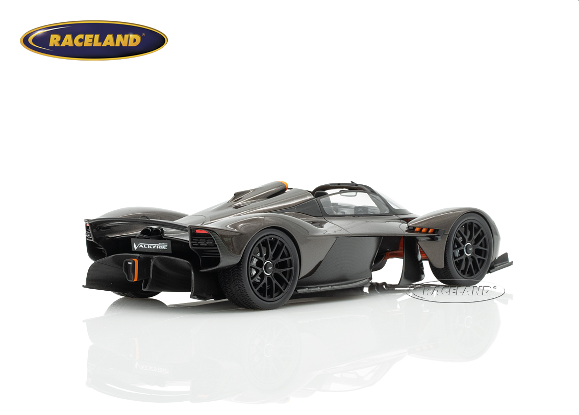 Aston Martin Valkyrie Spider 2024