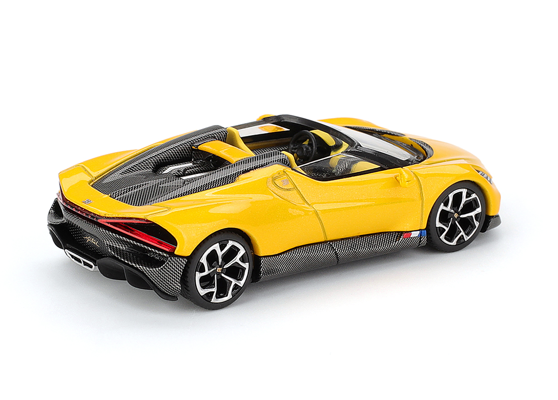 Bugatti W16 Mistral 2023 - yellow