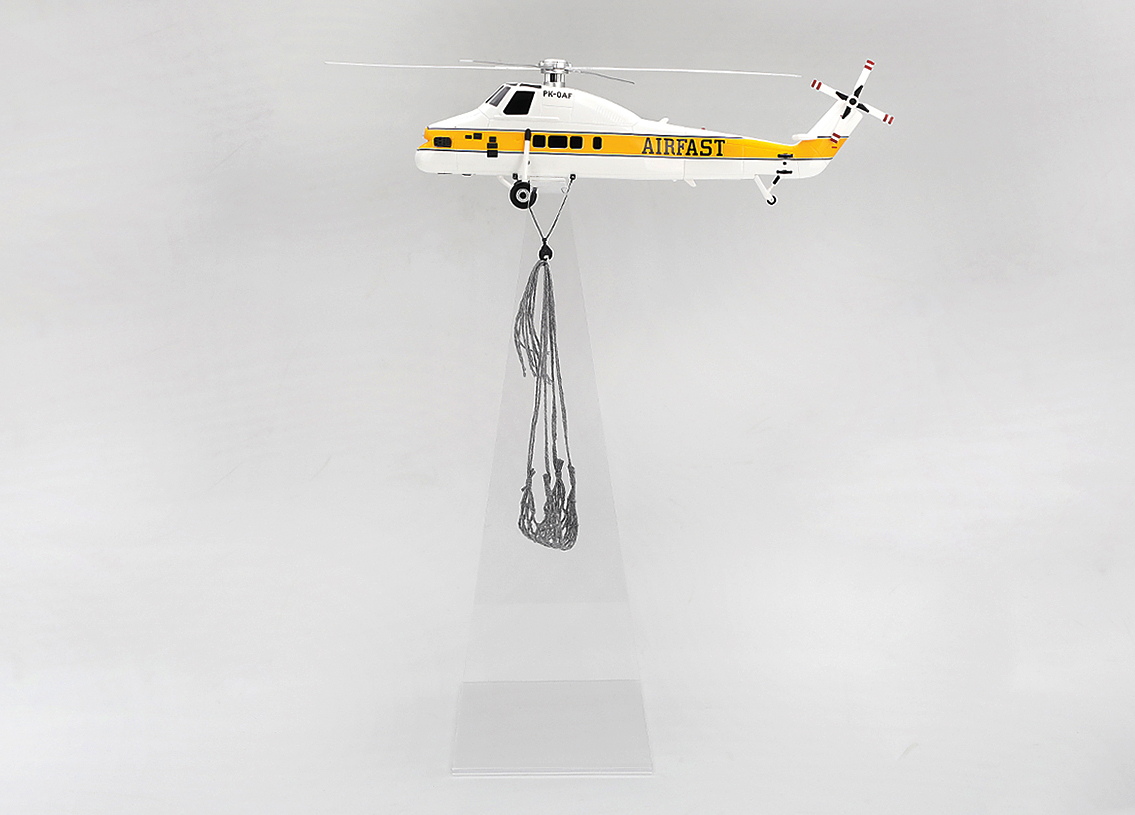 Sikorsky S58T Helicopter Camel Trophy 1985