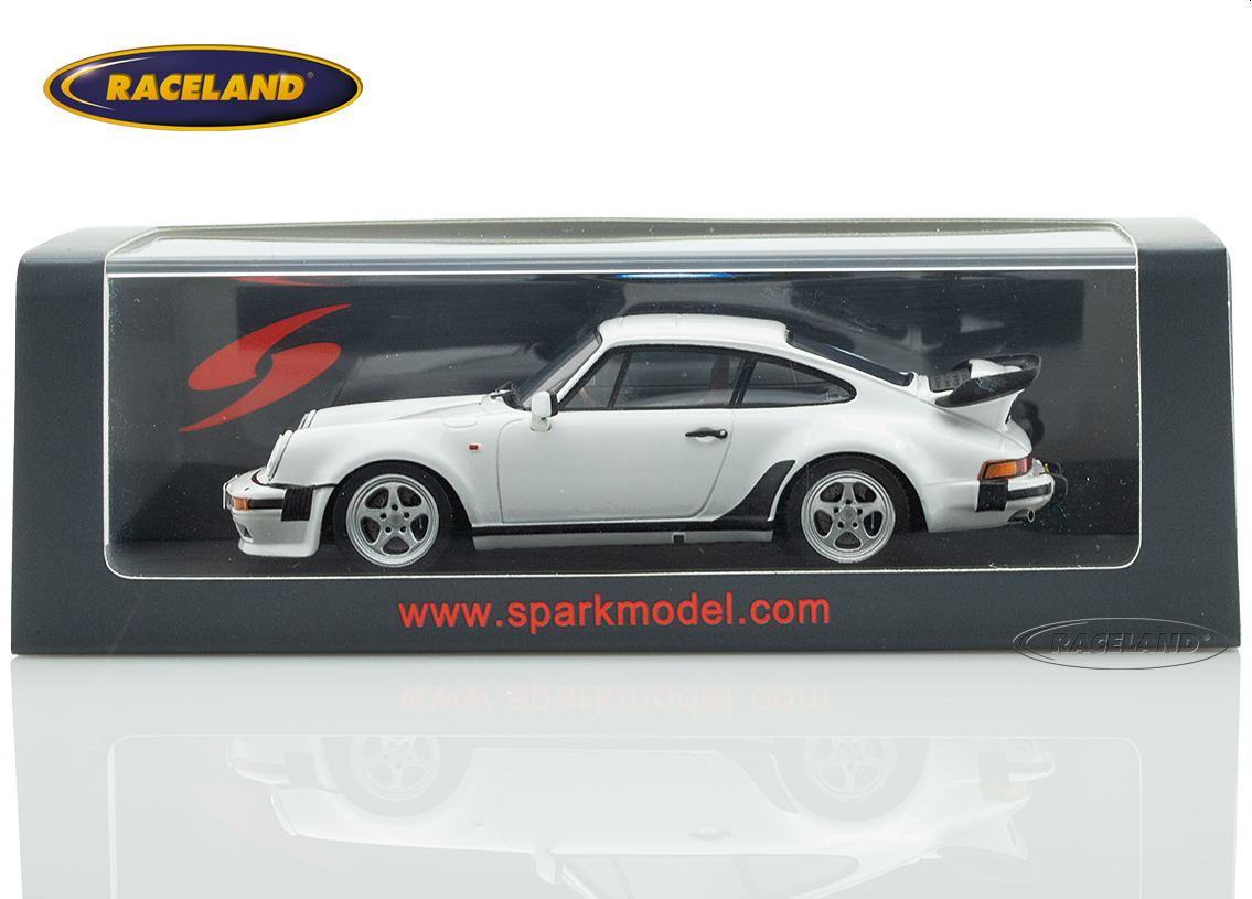 Porsche 930 TAG Turbo - white