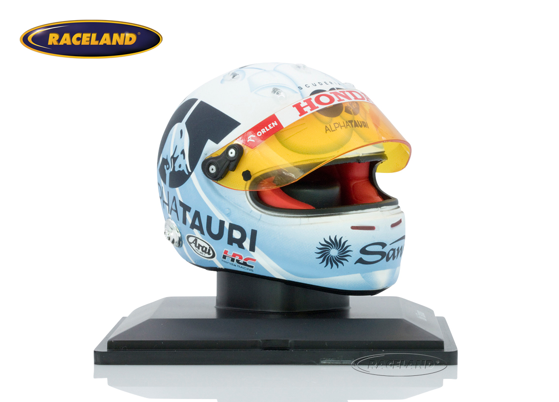 Helmet Scuderia Alpha Tauri F1 Singapore GP 2023