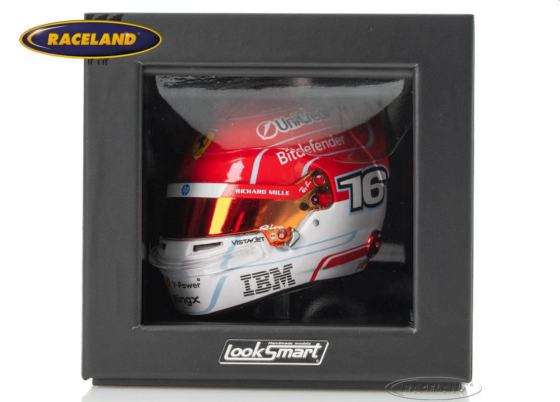 Helmet Scuderia Ferrari F1 2026