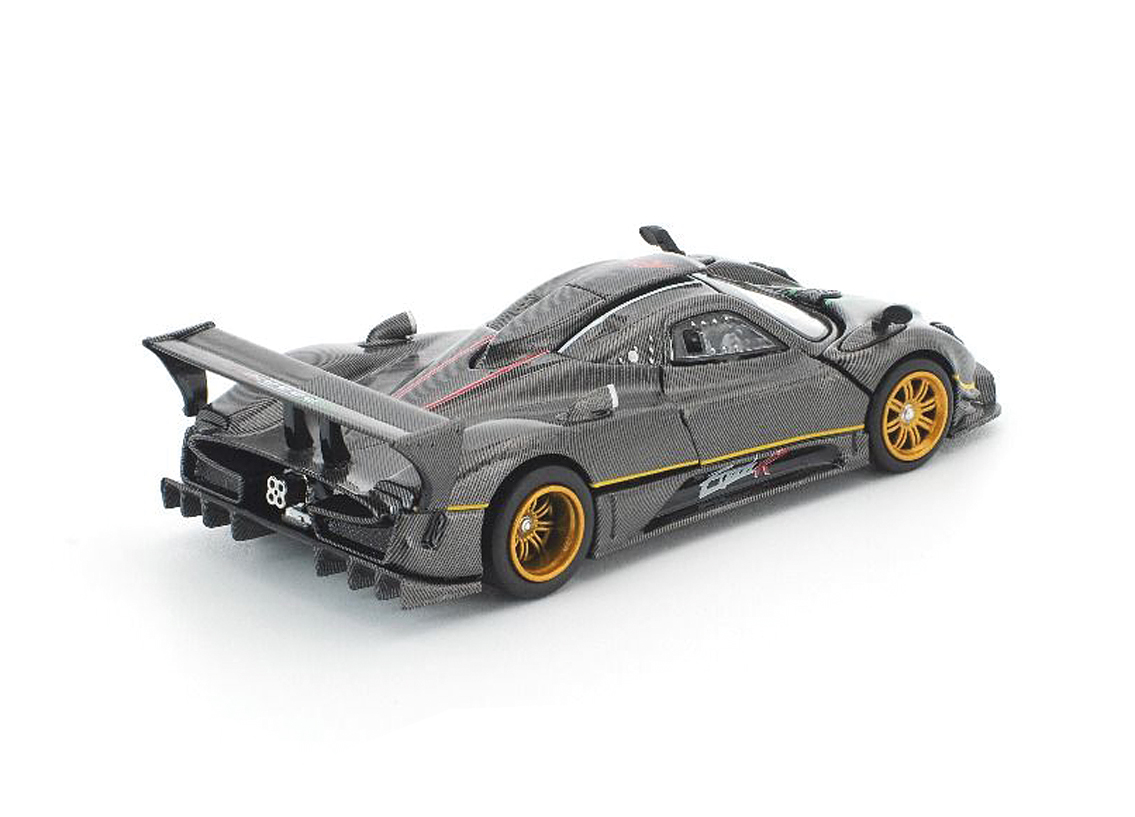 Pagani Zonda R - carbon