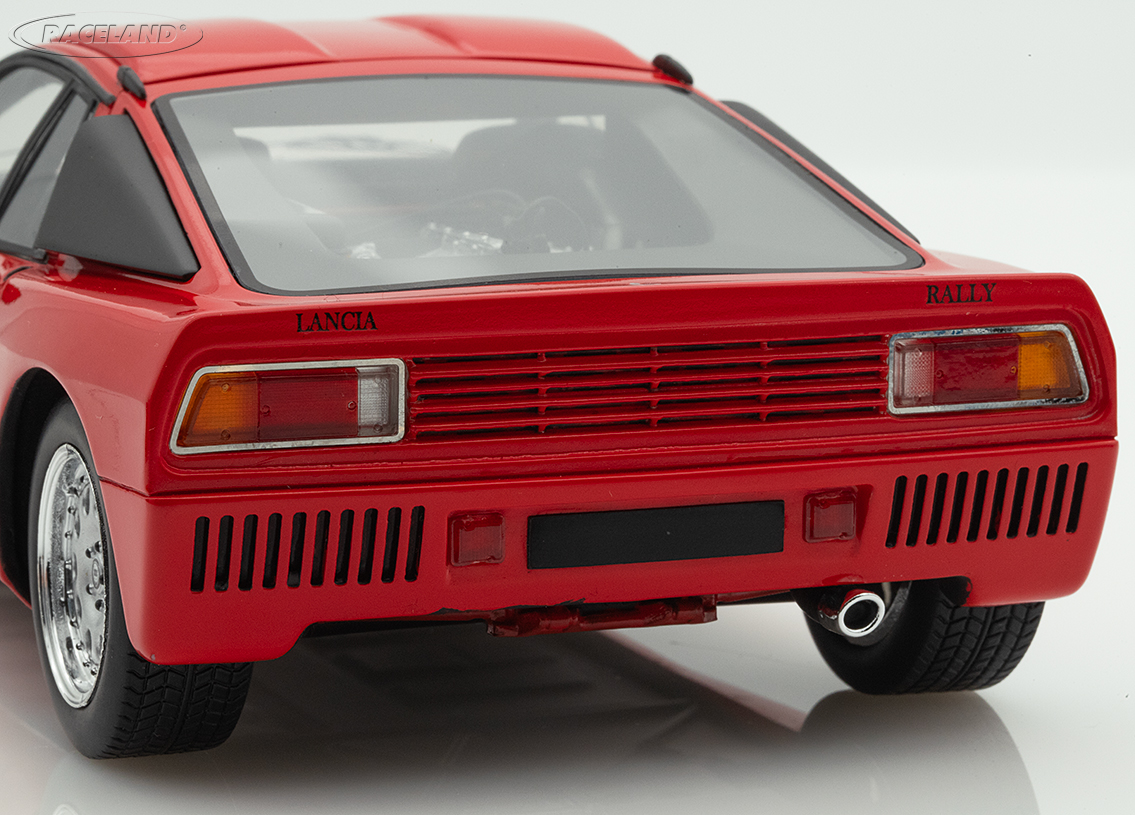Lancia 037 Street 1982 - red