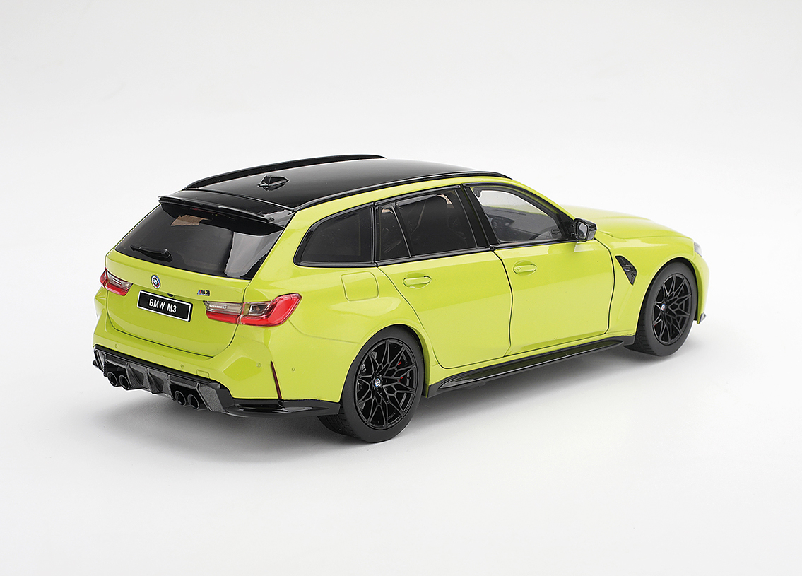 BMW M3 Touring G81 2023 - Sao Paulo Yellow Solid