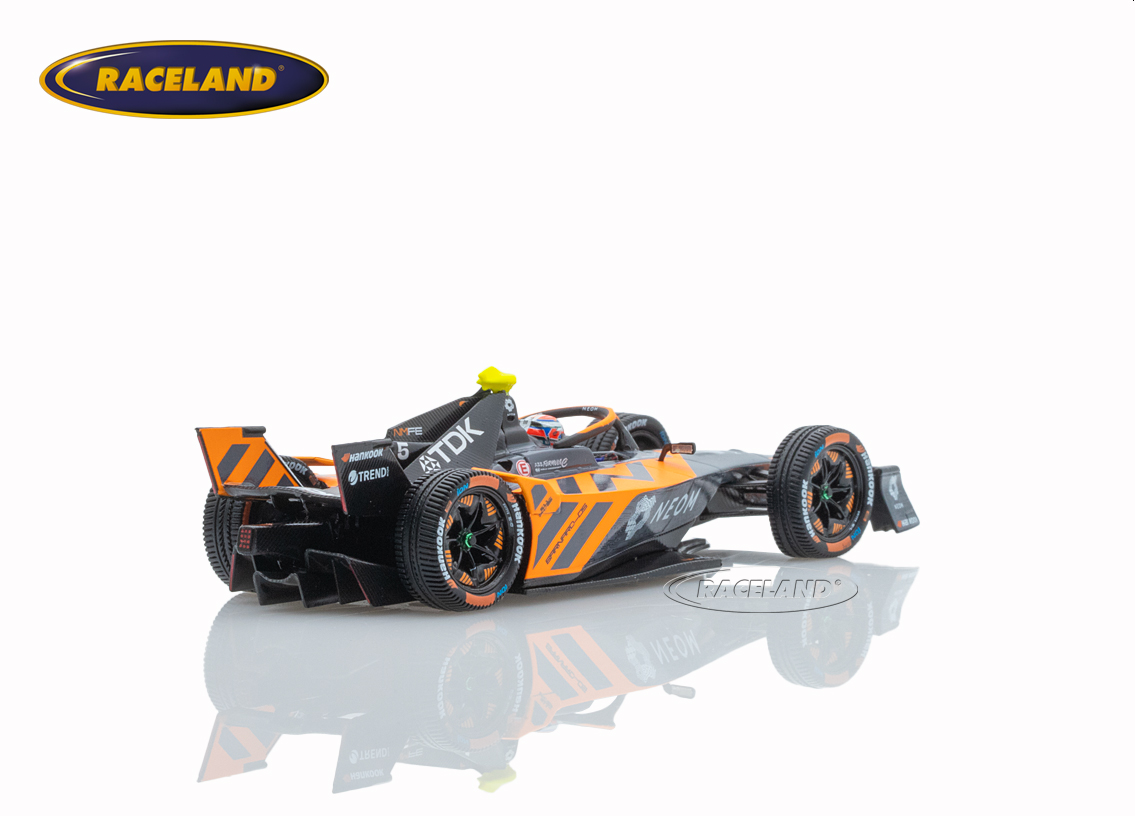 Nissan e-40RCE 05 NEOM McLaren Formula E Team 2025