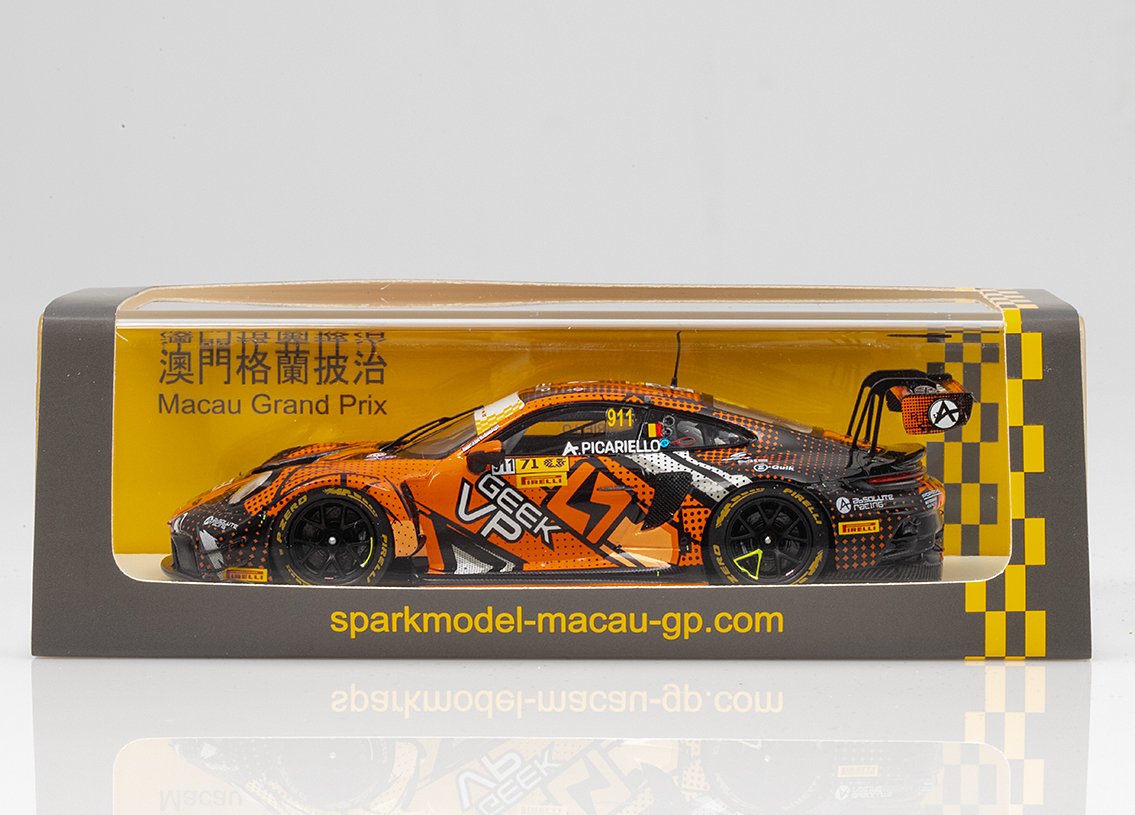 Porsche 911 GT3 R Absolute Racing 4° FIA GT World Challenge Macau 2024
