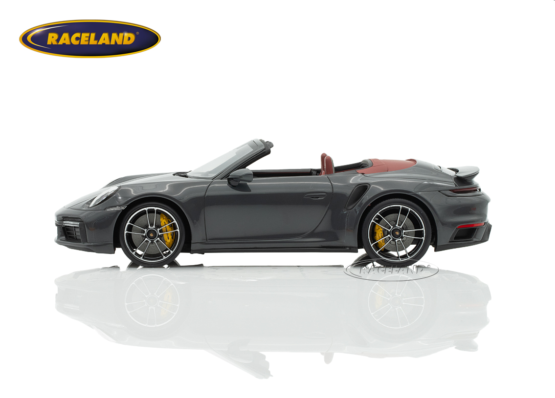 Porsche 911 Turbo S Cabriolet 2022 - Agate Grey