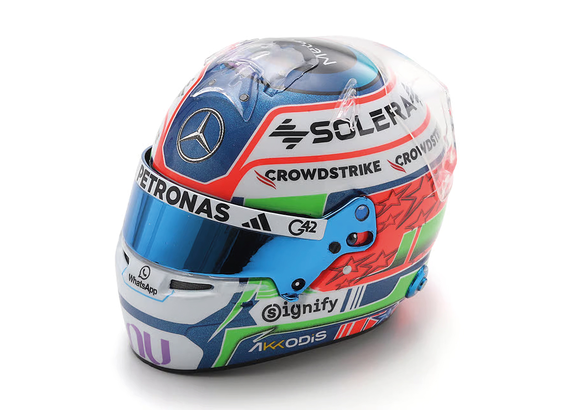 Helmet F1 Team Mercedes AMG Petronas 2026